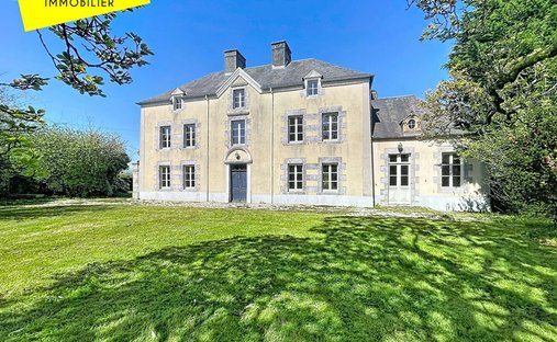 House in Saint-Denis-le-Gast, Normandy, France 1
