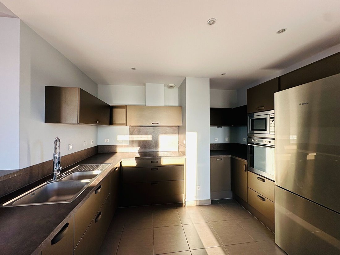 Apartment in Ancien Hôpital, Beziers, France 5 - 16497668