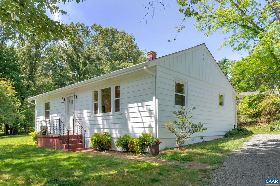 House in Charlottesville, Virginia, United States 2 - 17940438