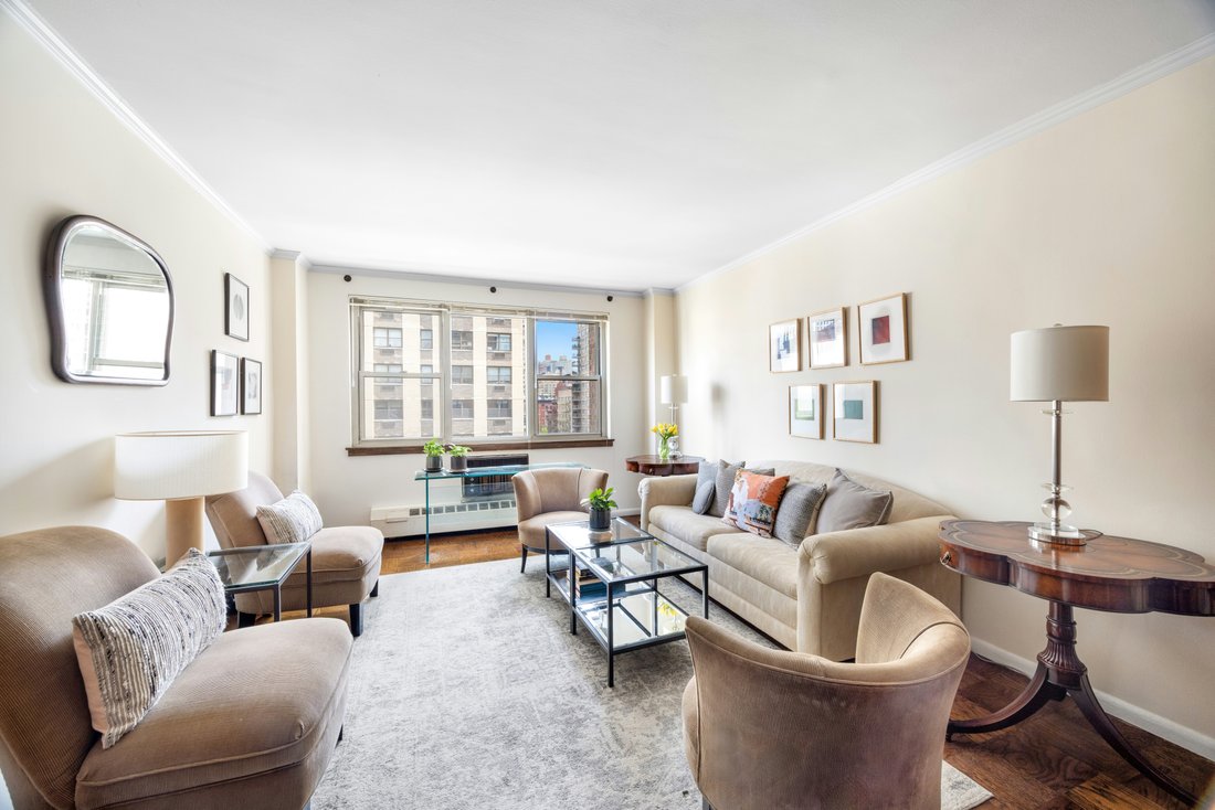 Co Op in New York, New York, United States 1 - 17889653