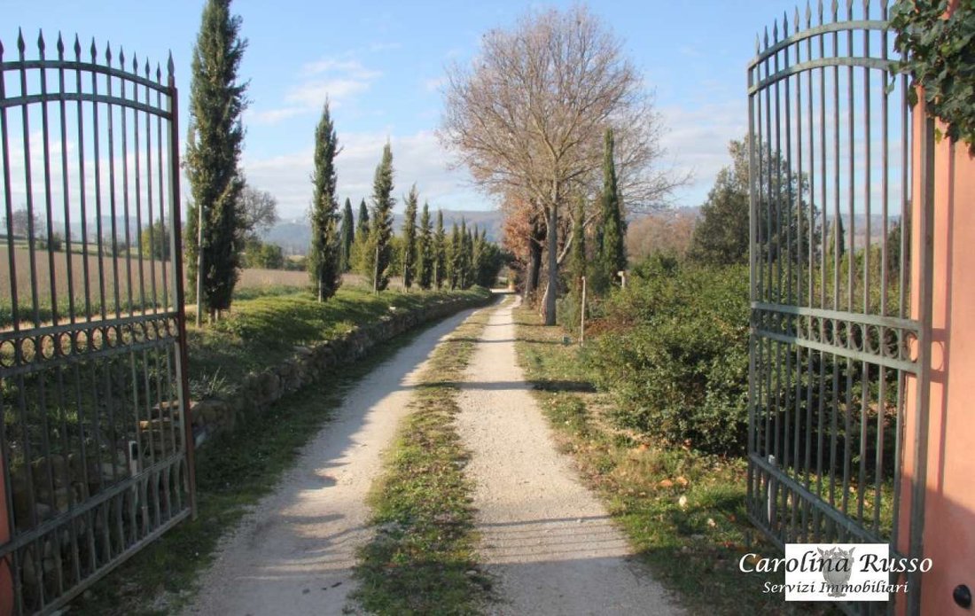 Country House in Montefalco, Umbria, Italy 5 - 16623439