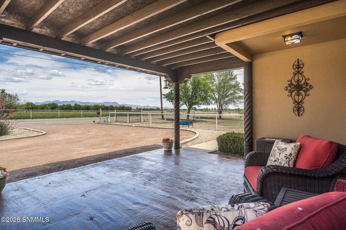 House in Las Cruces, New Mexico, United States 4 - 17939860