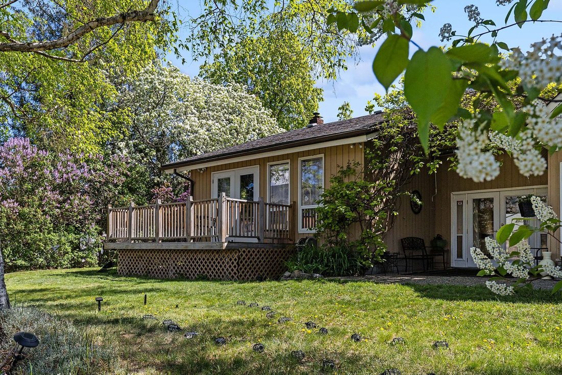 House in Lake Country, British Columbia, Canada 2 - 17930589