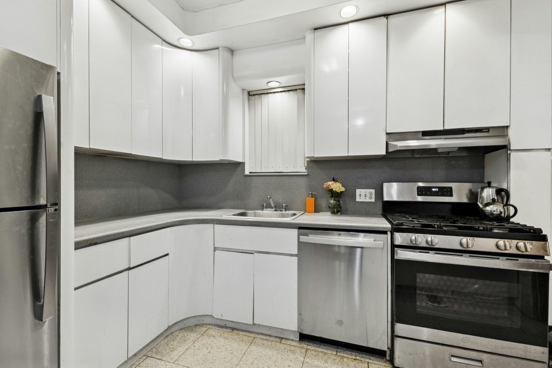 Townhouse in New York, New York, United States 5 - 16757829
