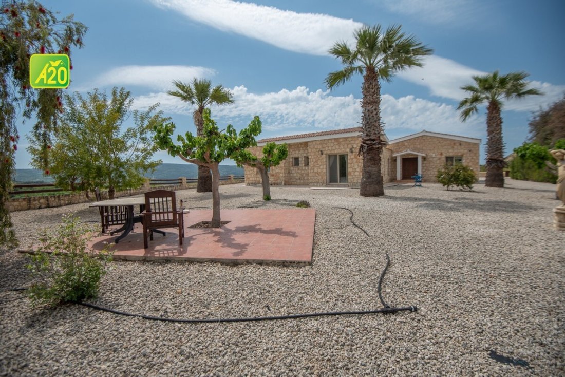 Villa in Simou, Paphos, Cyprus 1 - 17943652