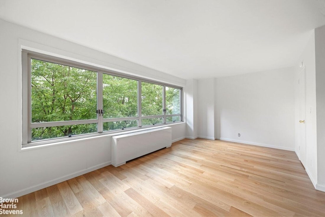 Co Op in New York, New York, United States 2 - 17467338