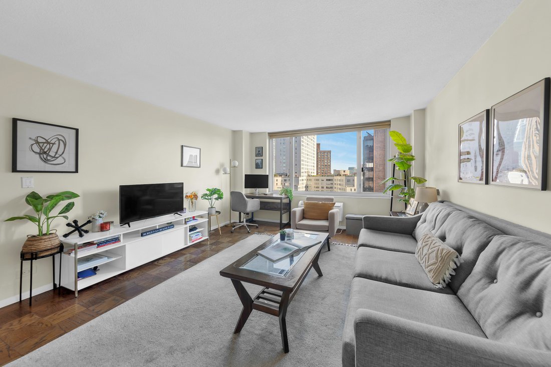 Co Op in New York, New York, United States 1 - 17775016