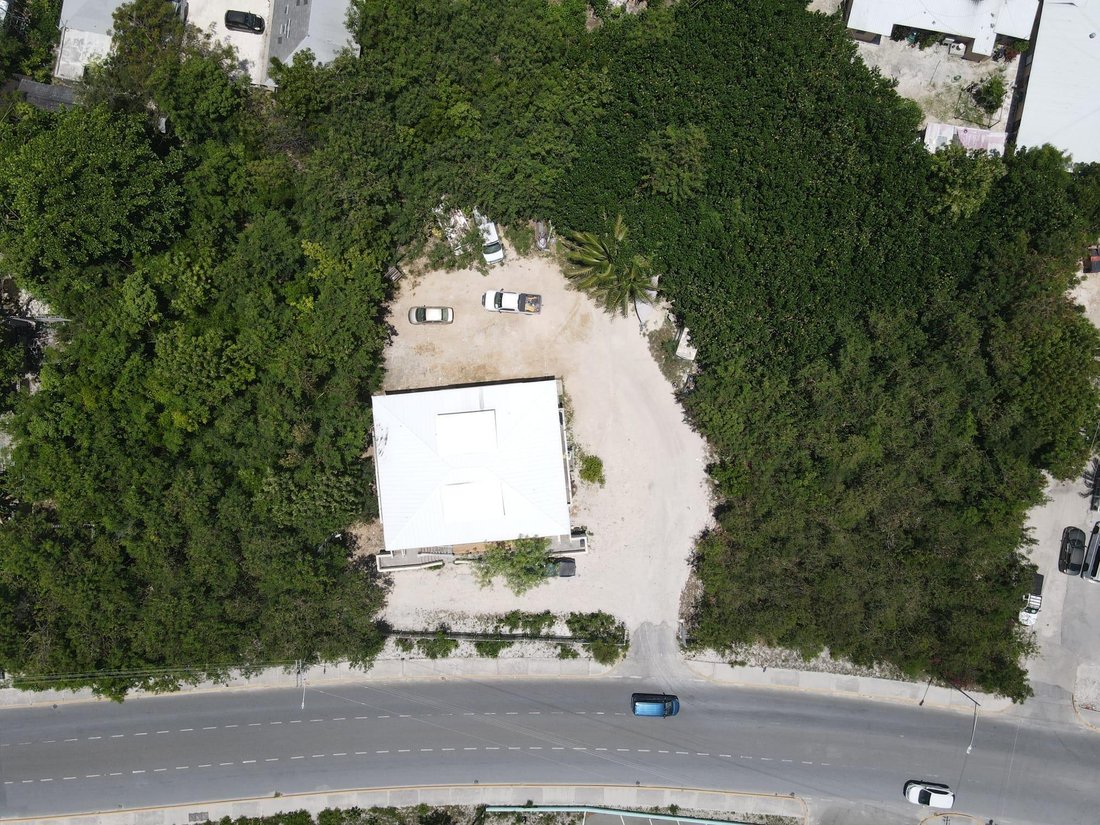 Haus in Kew Town Settlement, Caicos Islands, Turks- und Caicosinseln 1 - 17936225