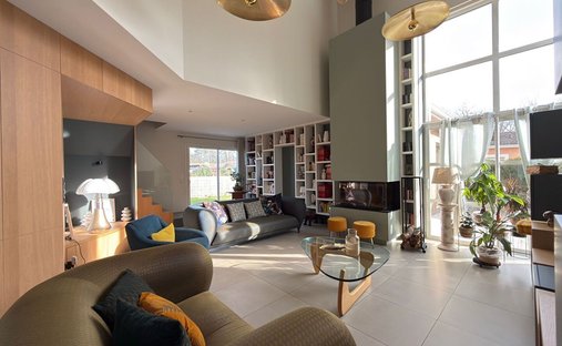 House in Sainte-Helene, Brittany, France 1