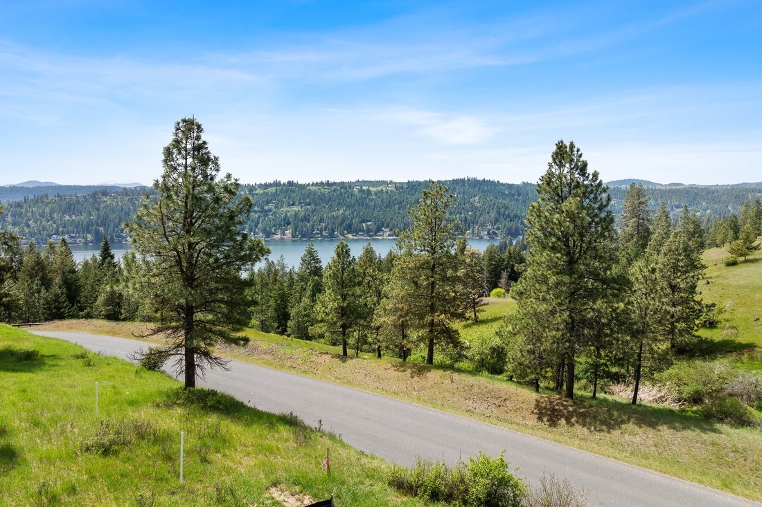House in Coeur d'Alene, Idaho, United States 5 - 17932332