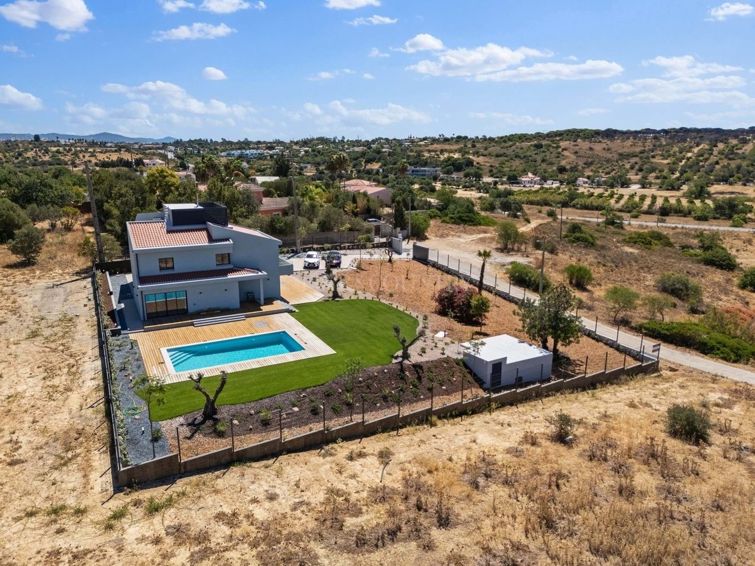 House in Quarteira, Algarve, Portugal 3 - 15738389