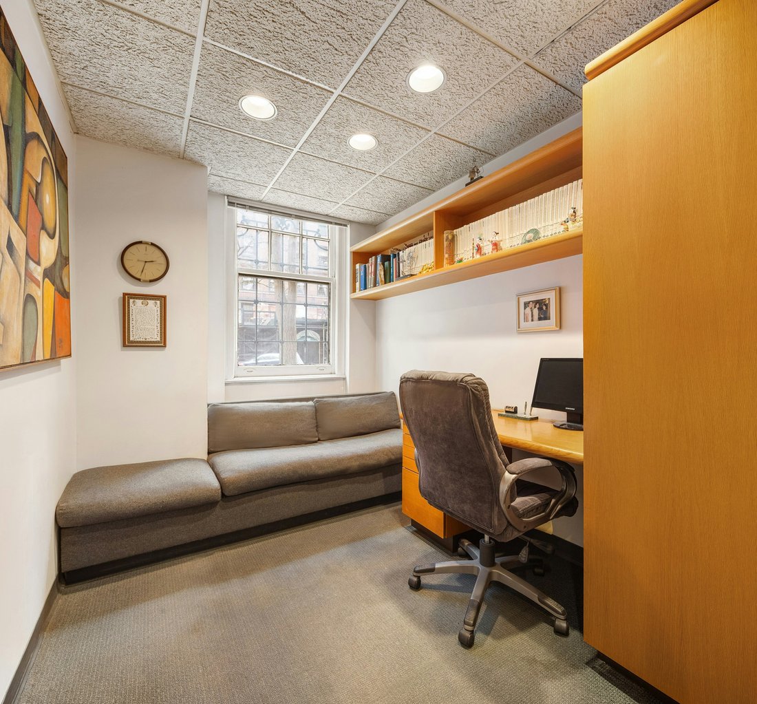 Co Op in New York, New York, United States 3 - 17673535