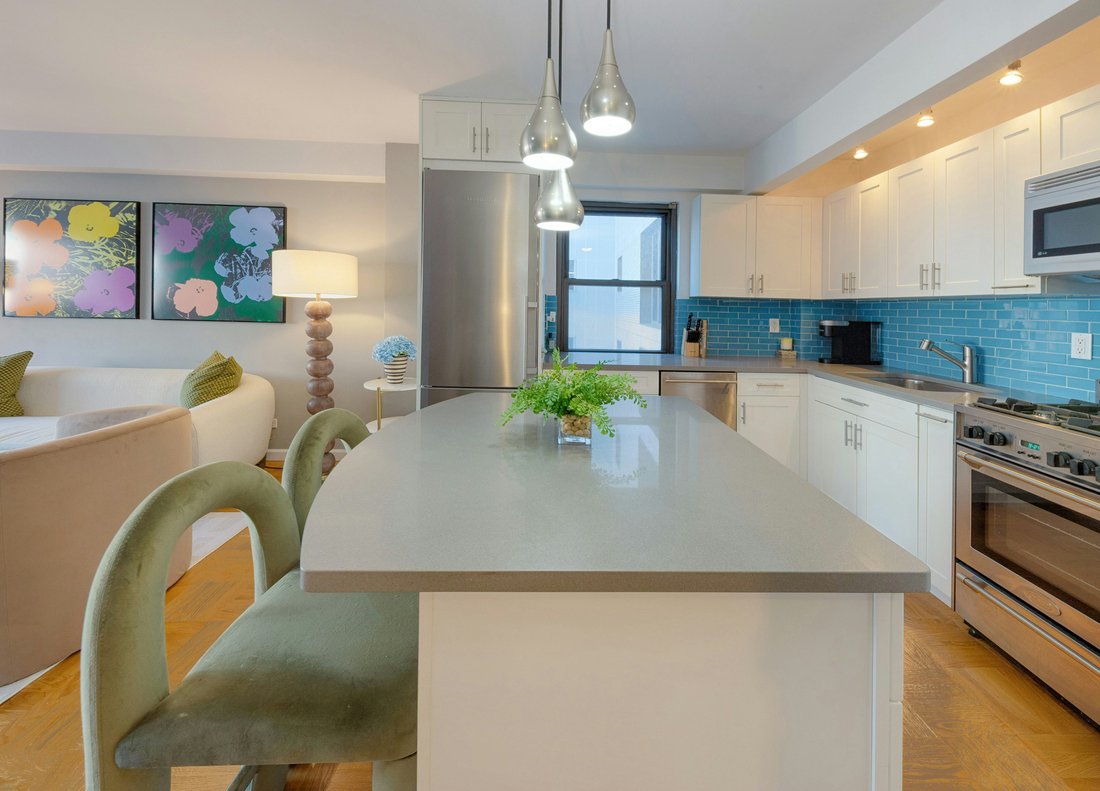 Co Op in New York, New York, United States 3 - 17704819