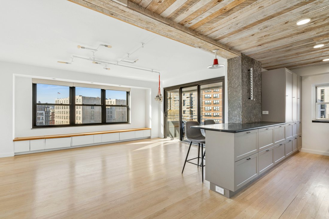 Co Op in New York, New York, United States 2 - 17410731
