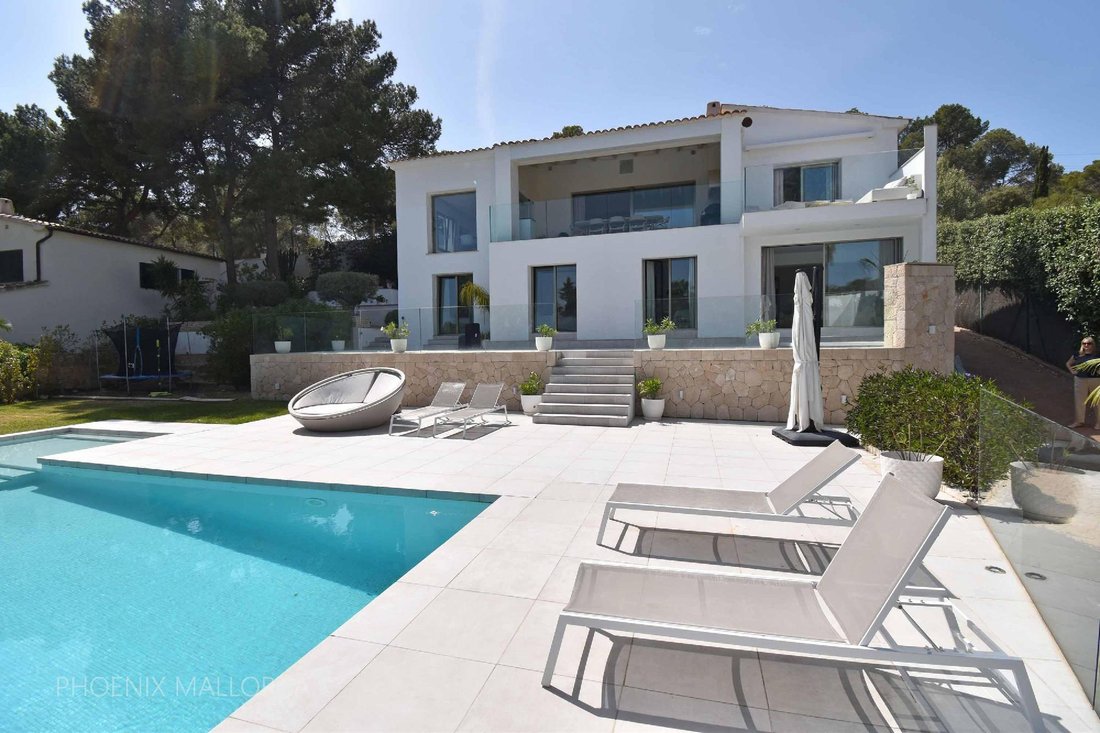Villa in Camp de Mar, Mallorca, Andratx, Balearic Islands 1 - 17816138