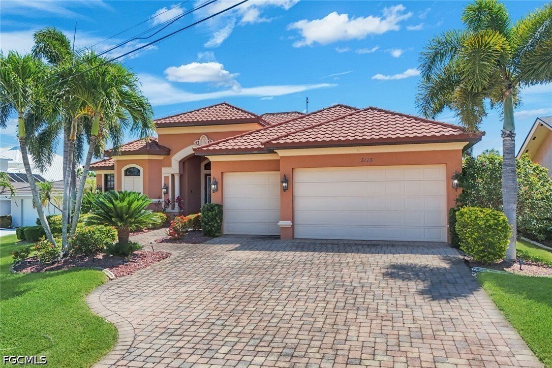 House in Cape Coral, Florida, United States 1 - 17934775