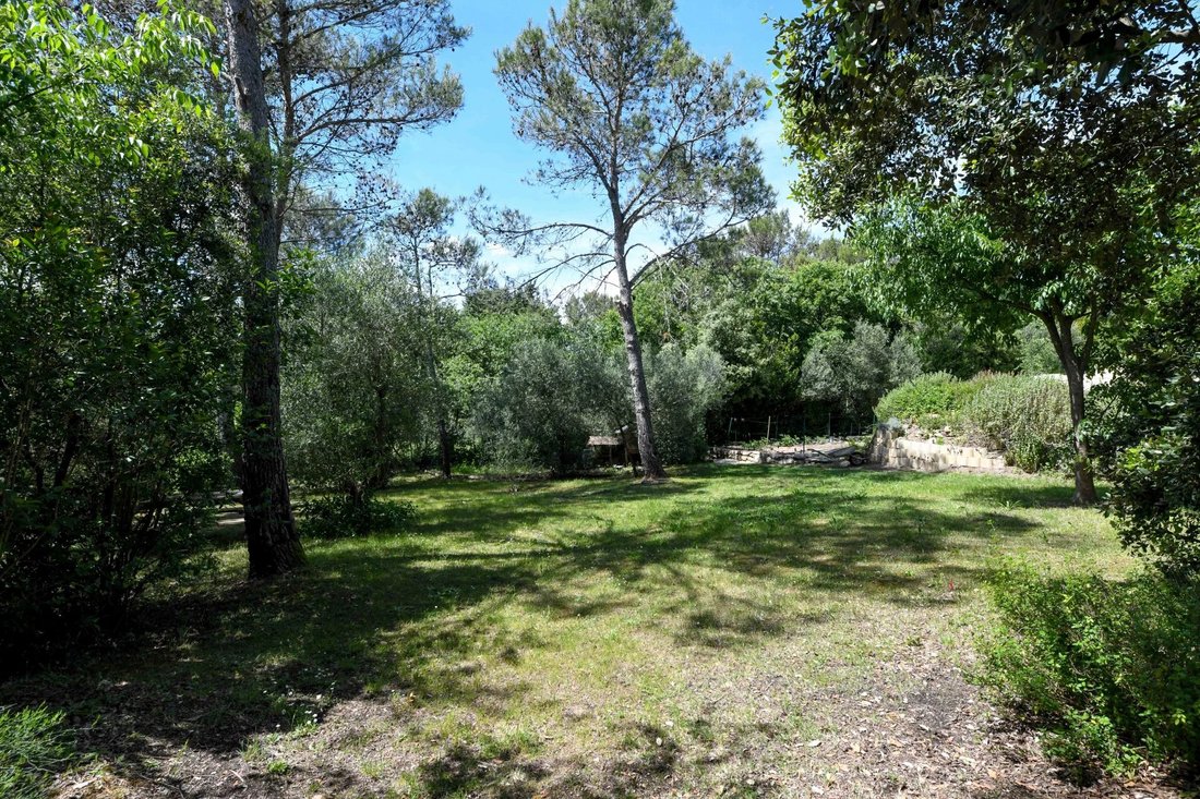 Estate in Uzès, Occitania, France 5 - 17935221
