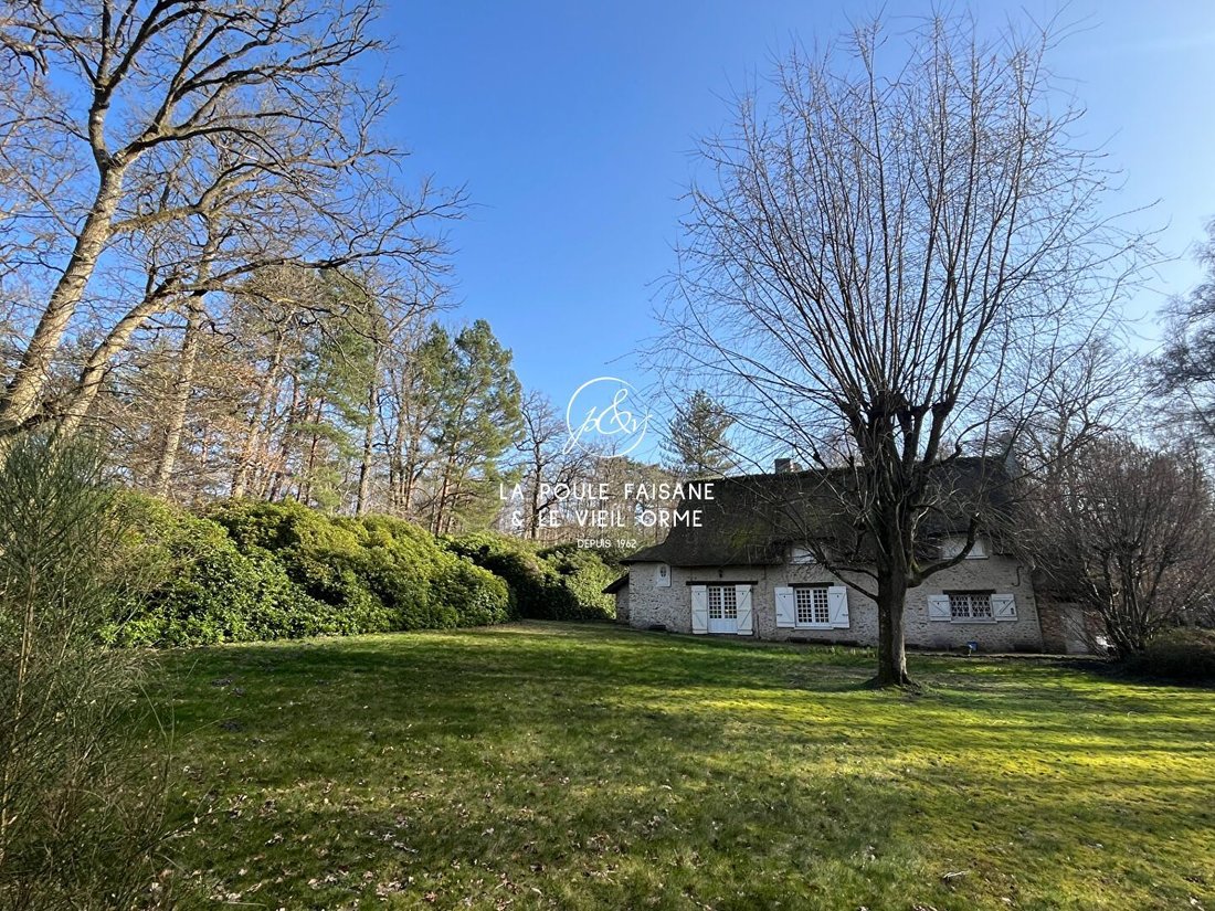 Villa in Saint-Léger-en-Yvelines, Ile-de-France, France 5 - 17654404