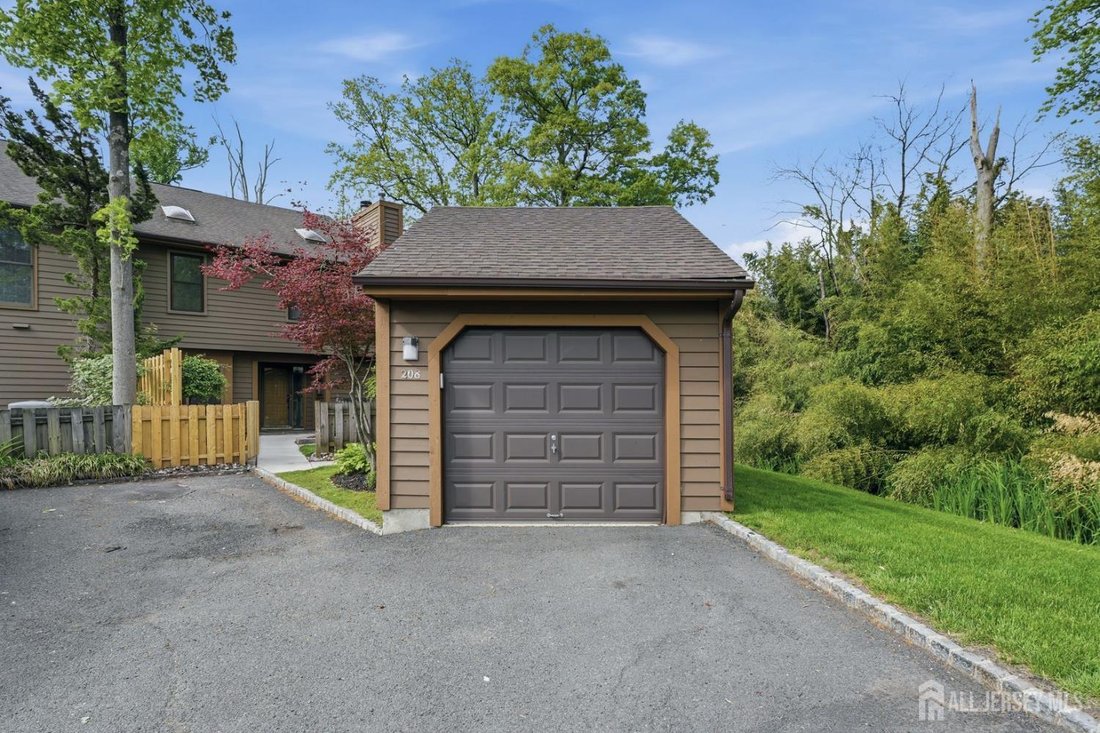 Townhouse in Metuchen, New Jersey, United States 3 - 17943051