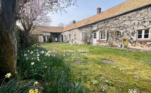 House in Breval, Ile-de-France, France 1