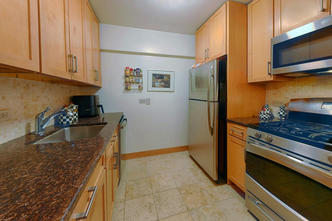 Co Op in New York, New York, United States 3 - 17823090