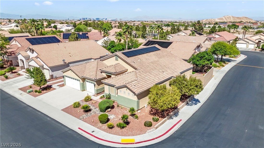 House in Las Vegas, Nevada, United States 3 - 17932637