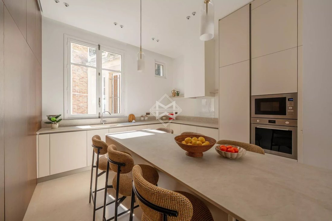 Appartement à Hoche-Friedland, Paris 8e Arrondissement, Paris 5 - 17772341