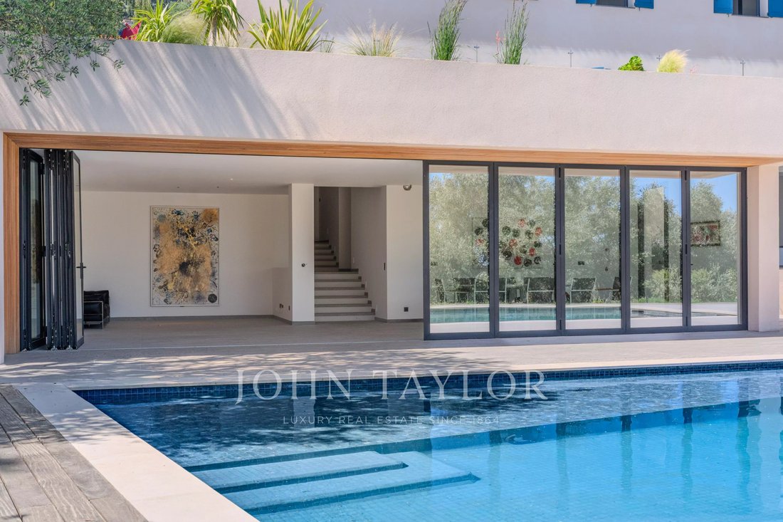 House in Grasse, Provence-Alpes-Côte d'Azur, France 2 - 17877046