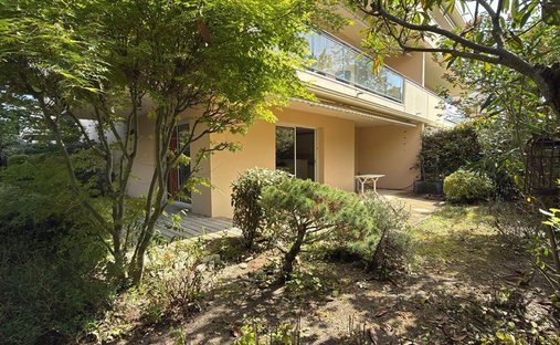 Apartment in Jean Moulin, Le Bouscat, France 1