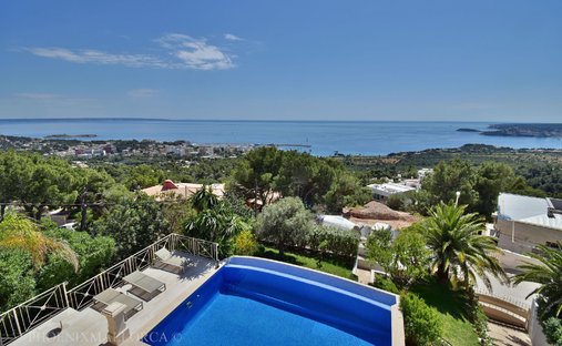 Villa in Costa d'en Blanes, Calvia, Balearic Islands 1