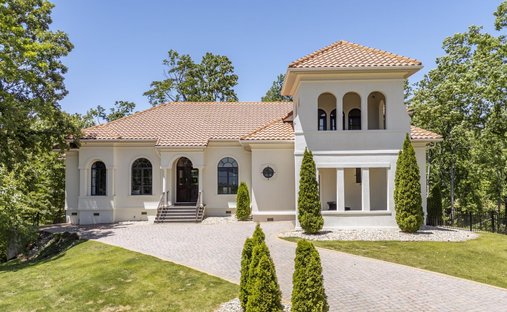 House in Savannah, Tennessee, United States 1