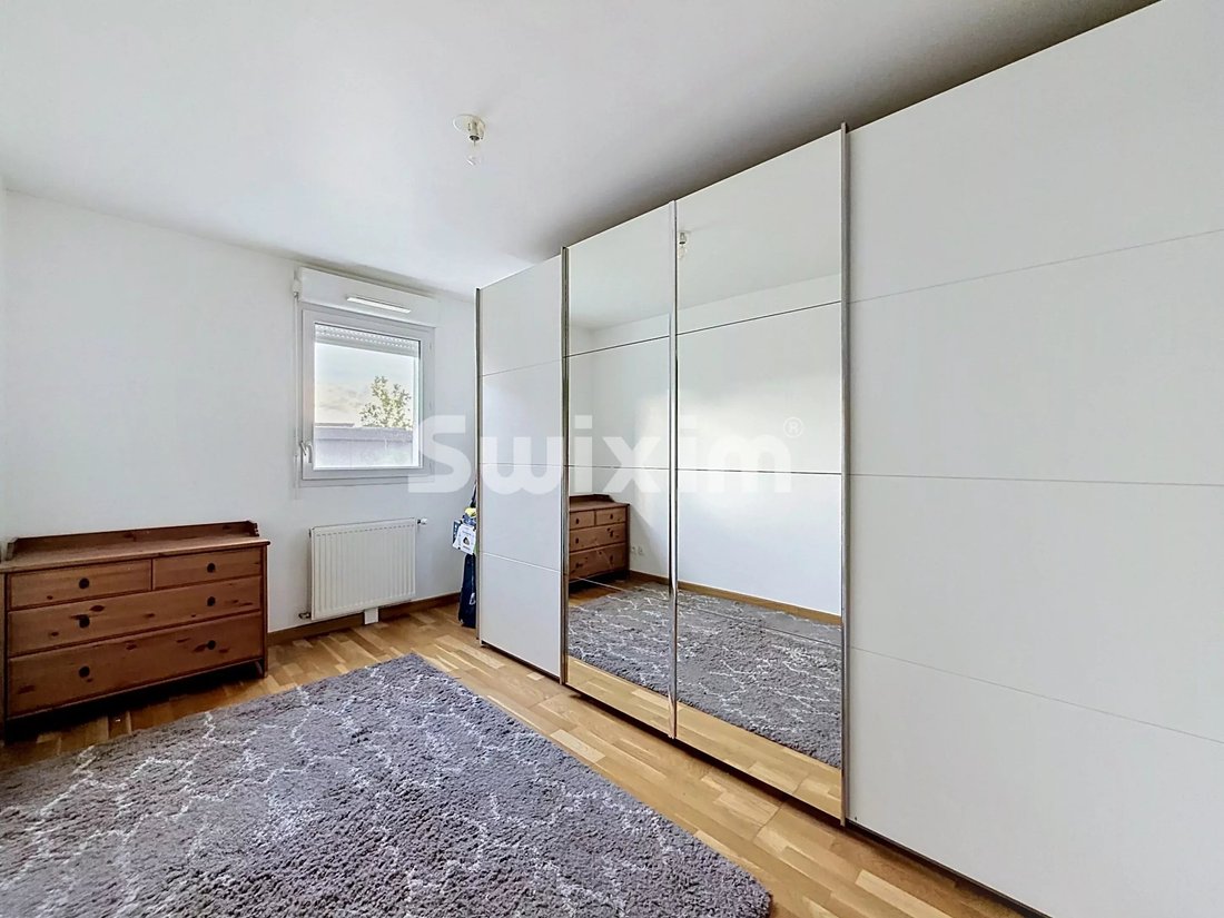 Apartment in Ouest, Saint-Genis-Pouilly, France 3 - 17944576