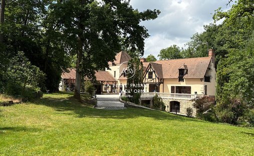 House in Rambouillet, Ile-de-France, France 1