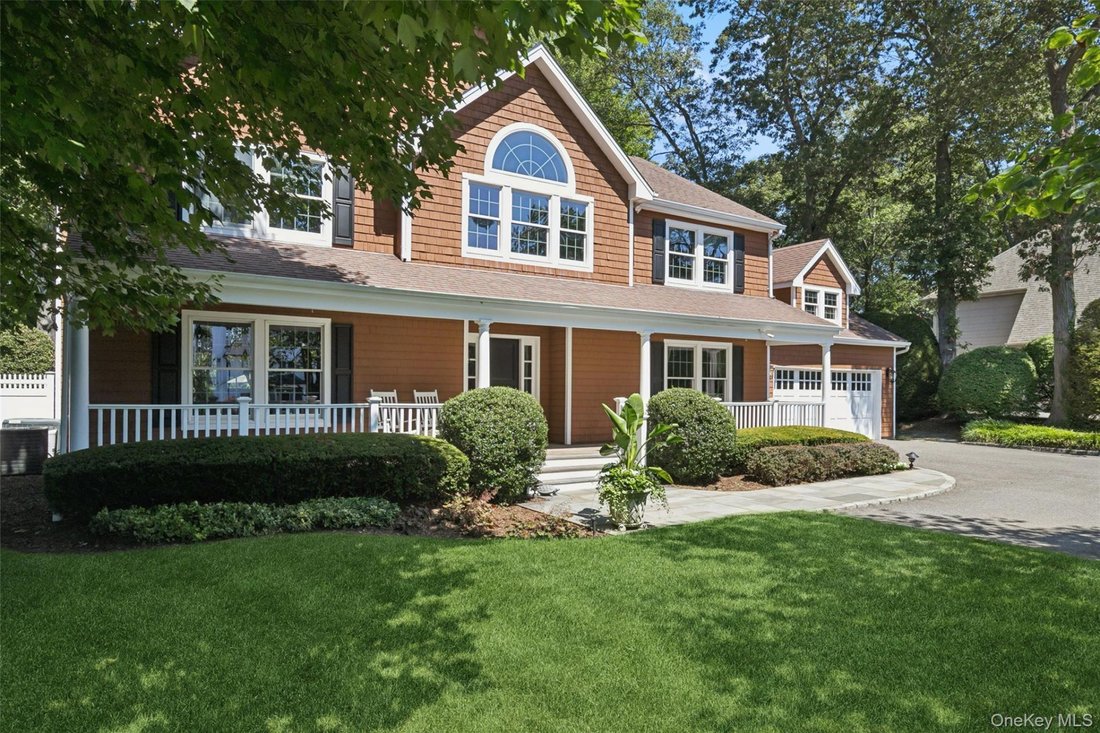 House in Centerport, New York, United States 2 - 17936196
