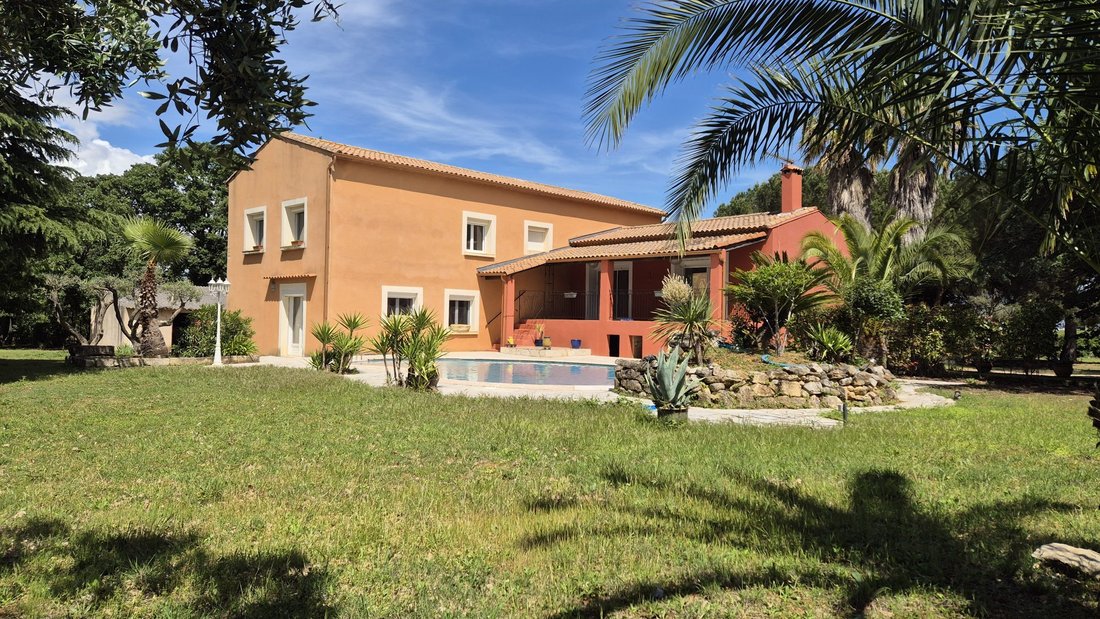 Villa in Saint-Aunes, Occitania, France 1 - 17941889