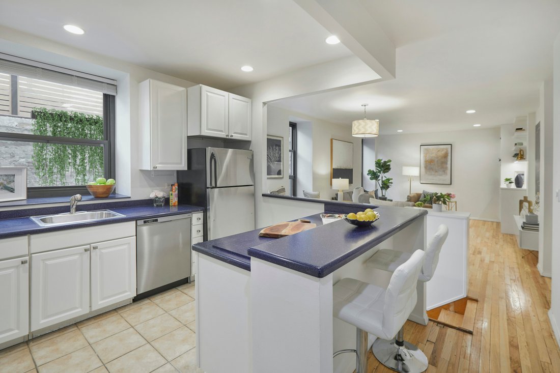 Co Op in New York, New York, United States 3 - 17759666