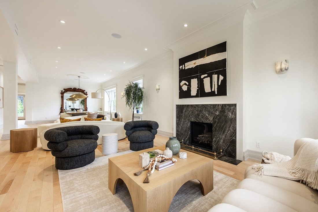 House in Westmount, Quebec, Canada 2 - 17937990