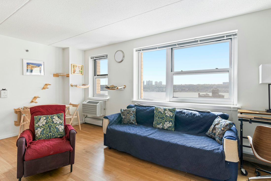 Co Op in New York, New York, United States 1 - 17748292