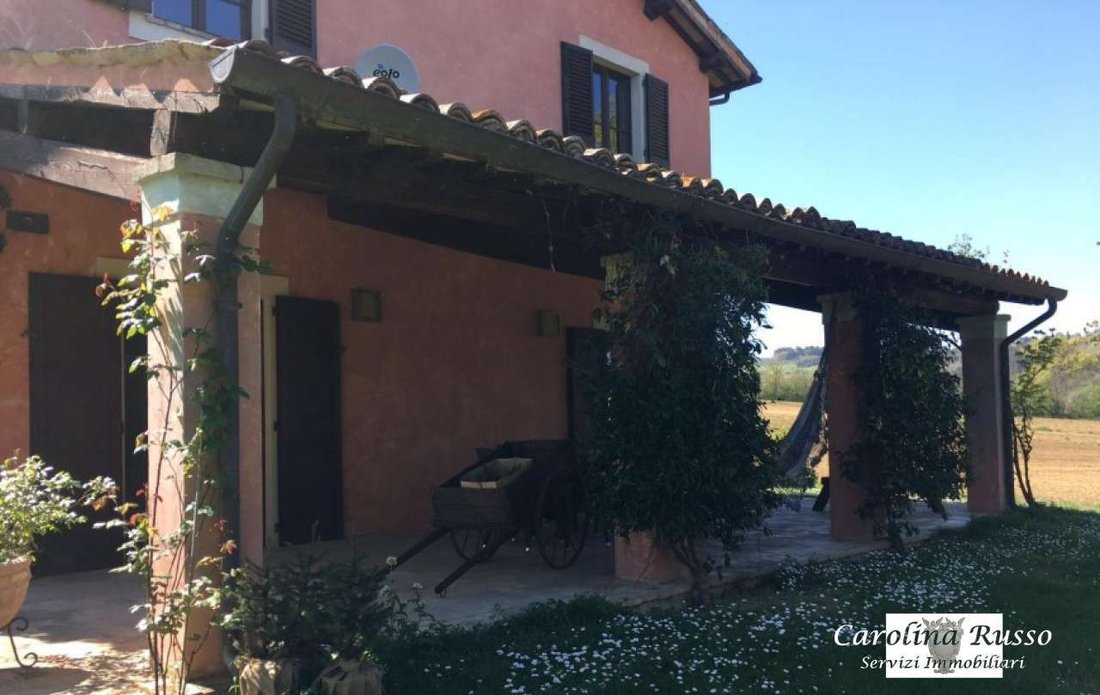 Country House in Montefalco, Umbria, Italy 4 - 16623439
