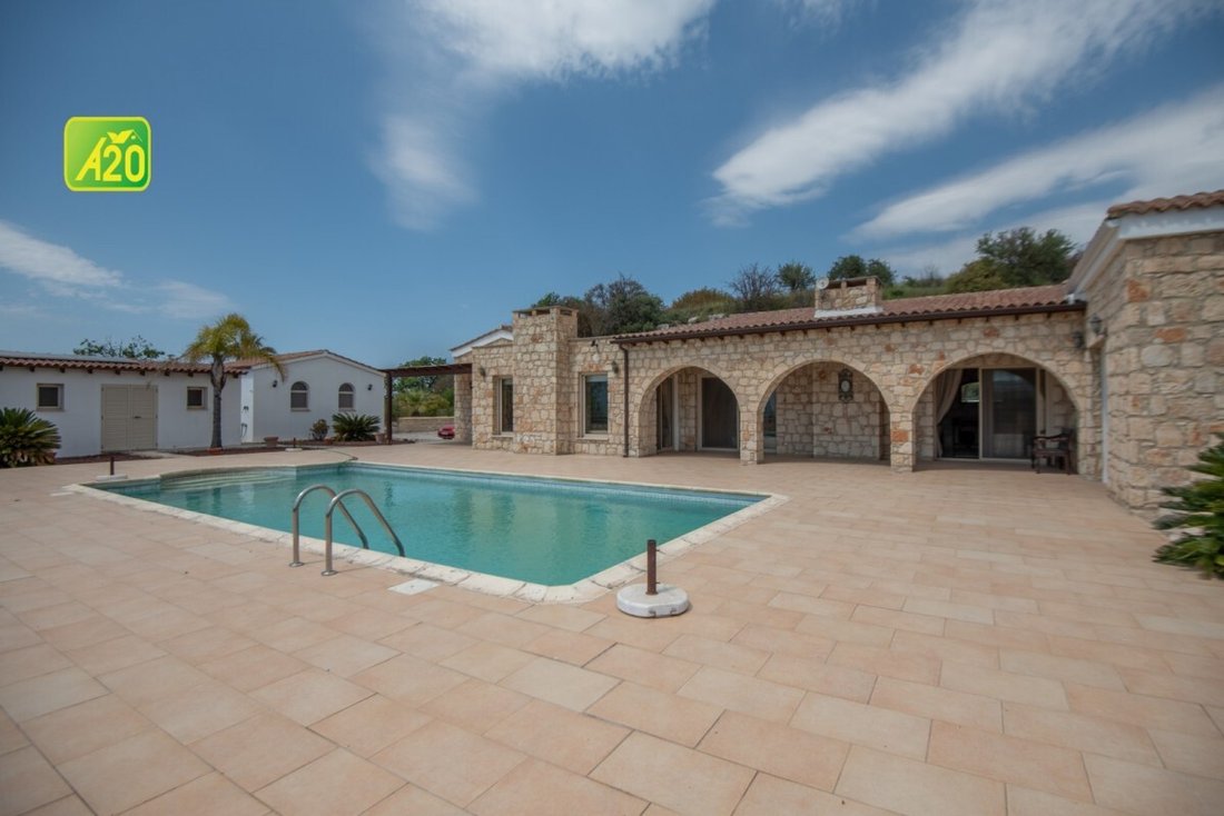 Villa in Simou, Paphos, Cyprus 2 - 17943652