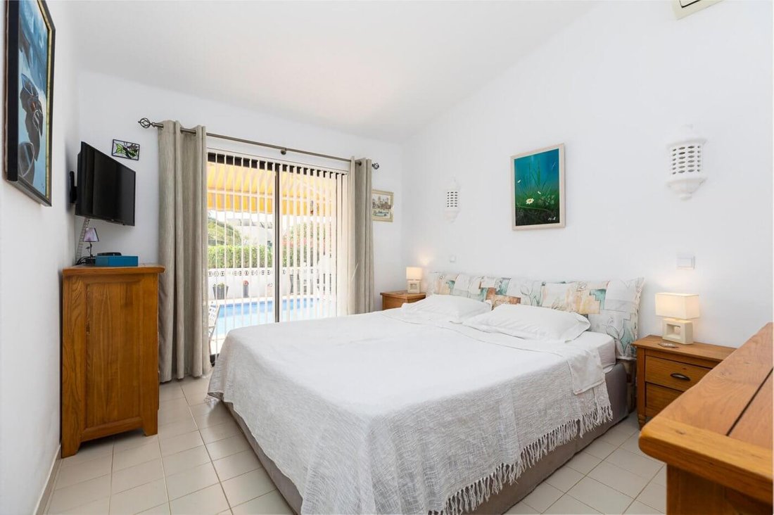 Villa in Carvoeiro, Algarve, Portugal 4 - 17935207