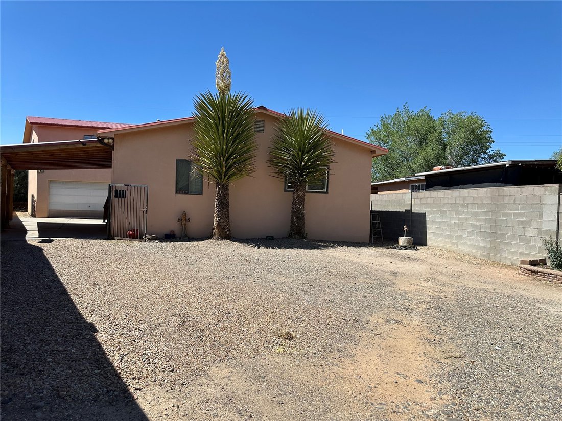 Santa Fe, New Mexico, United States 1 - 17928048