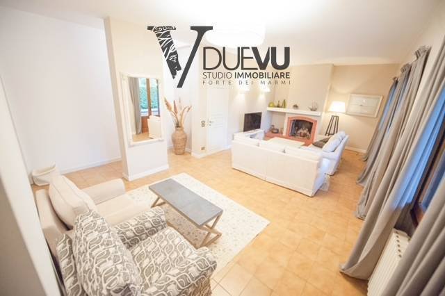 House in Center, Forte dei Marmi, Tuscany 3 - 17941663