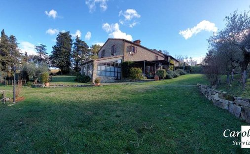 Country House in Passignano sul Trasimeno, Umbria, Italy 1