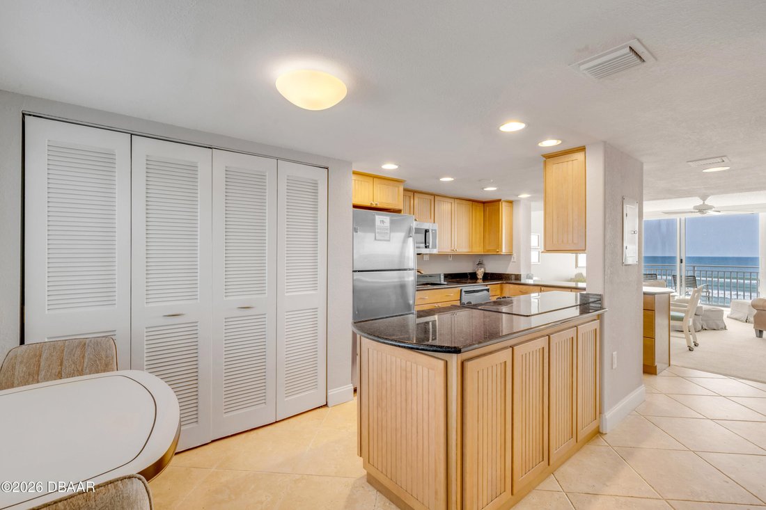 Condo in New Smyrna Beach, Florida, United States 3 - 17943600