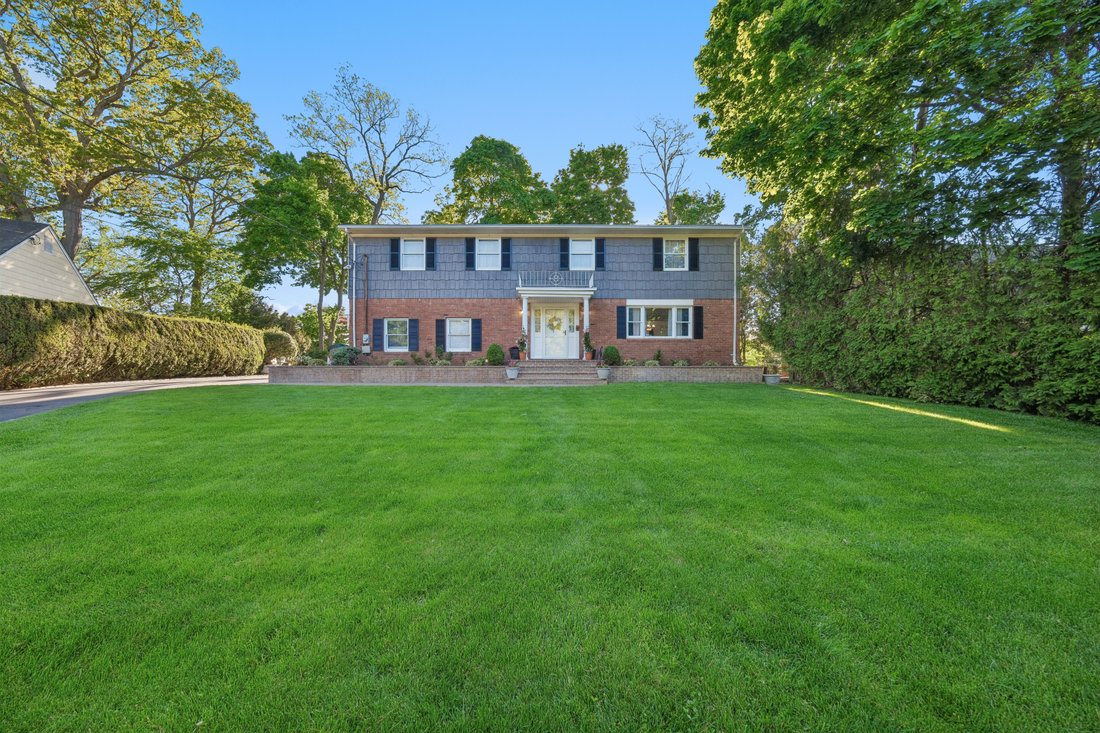 House in Glen Cove, New York, United States 1 - 17860628