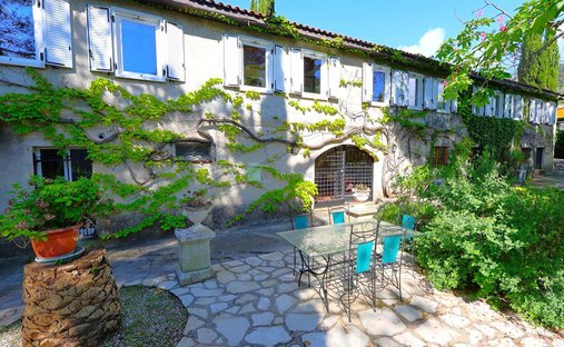 House in Grasse, Provence-Alpes-Côte d'Azur, France 1