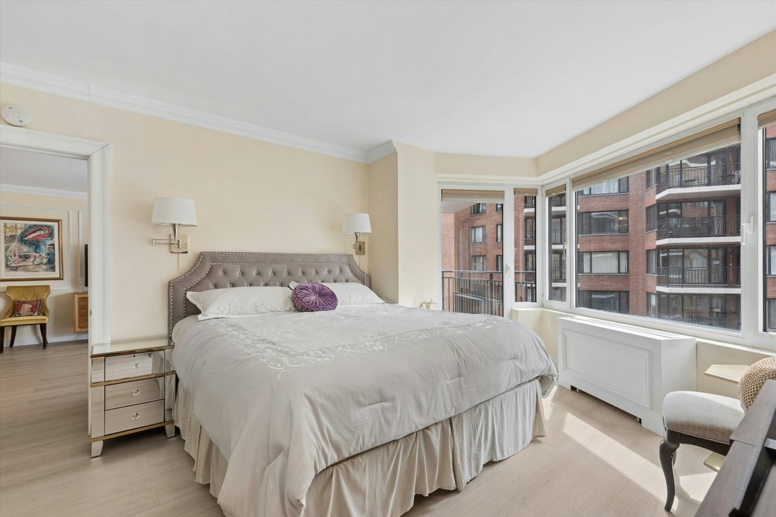 Co Op in New York, New York, United States 5 - 17502685