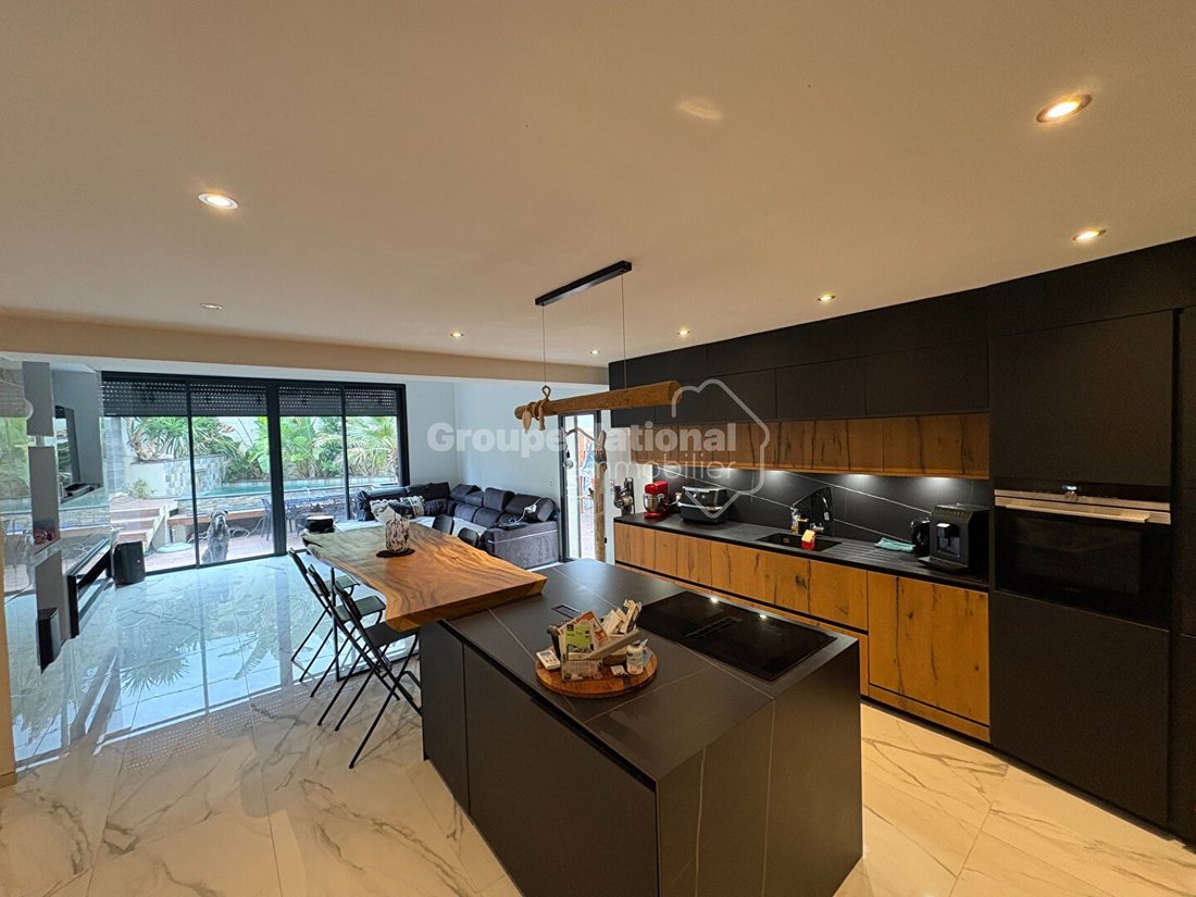 House in Le Grand Fosse-L'Escalette-Plan Capellan, Sausset-les-Pins, France 5 - 16990553