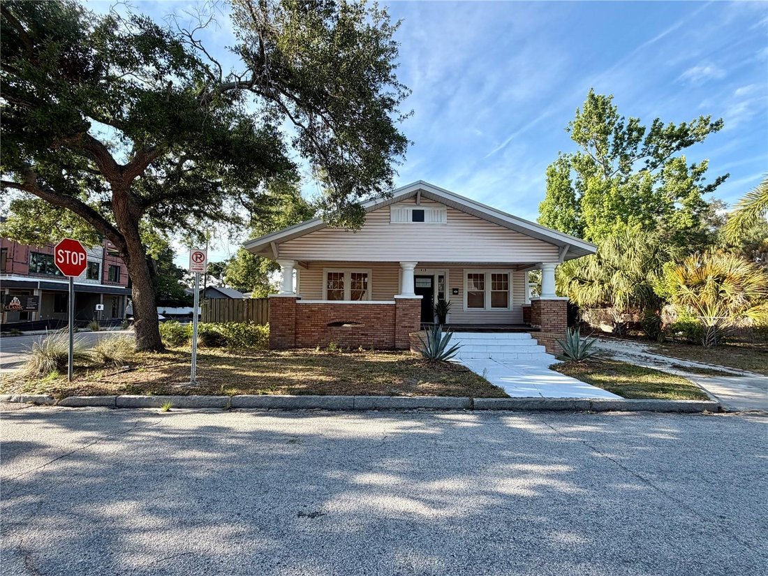 House in Tampa, Florida, United States 2 - 17933876